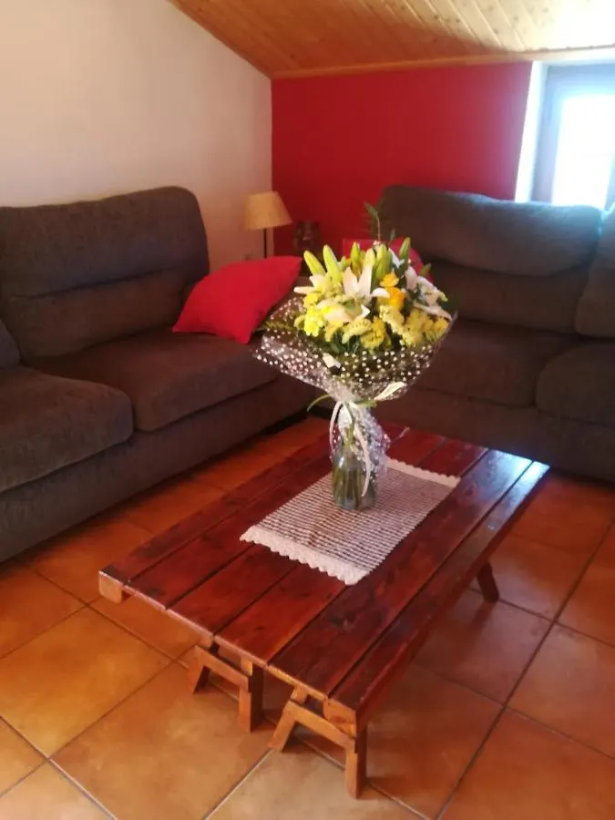 בית נופש Rectoria De Montclar- Habitatge D'Us Turistic -Apartament ספרד